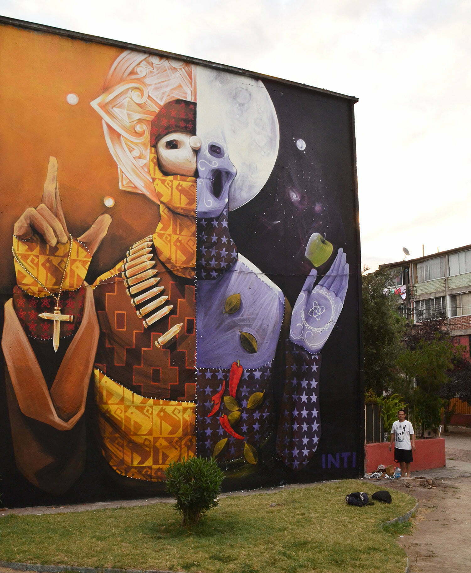 0_inti-graffiti-street-art_proyecto_museocieloabierto_san_miguel_santiago_2013