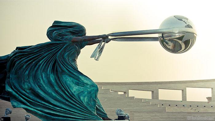 Да се противопоставиш на гравитацията: скулптури, които нарушават законите на физиката