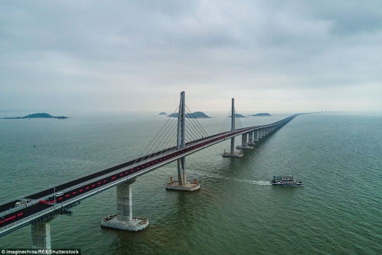 Най-дългия морски мост в света бе построен в Китай