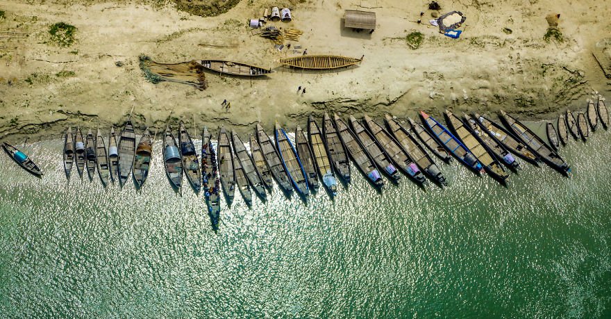 Пилот от Бангладеш прави невероятни фотографии на родината си