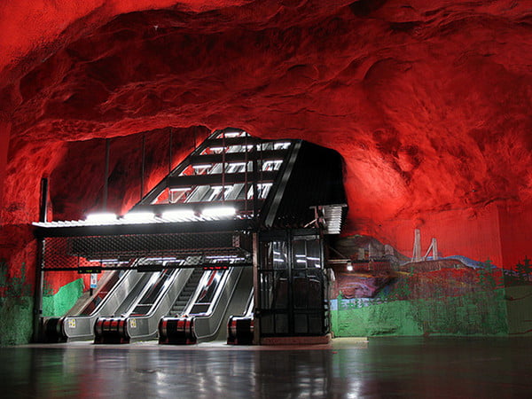 Най-интересните метростанции от цял свят