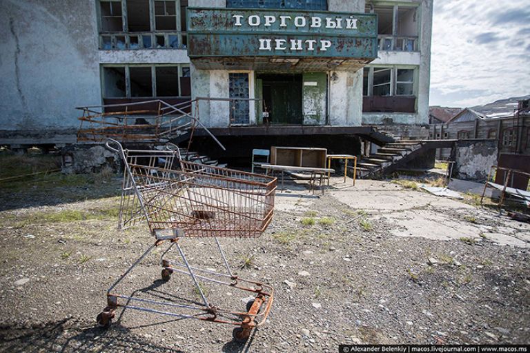 Потресаващи снимки на град-призрак в Чукотка