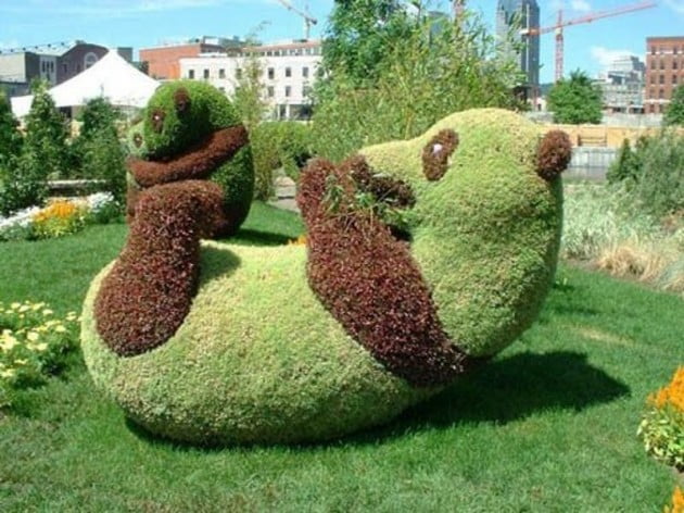 22 невероятни скулптури от трева
