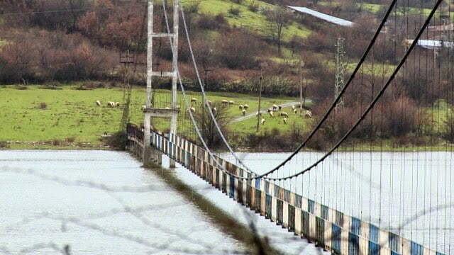 Накъде води най-дългият въжен мост в България