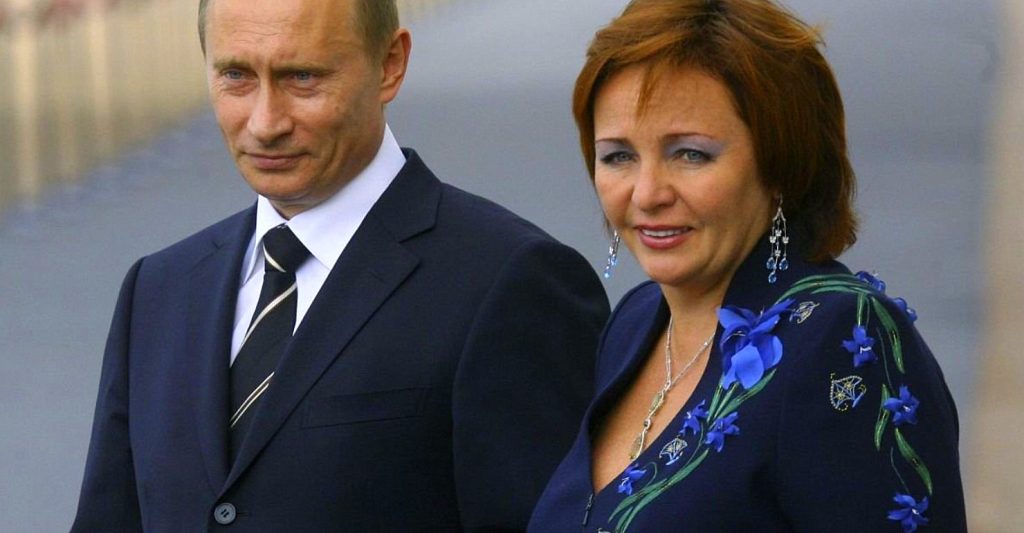 Любопитни разкрития от 1998 г. за Путин и бившата му жена