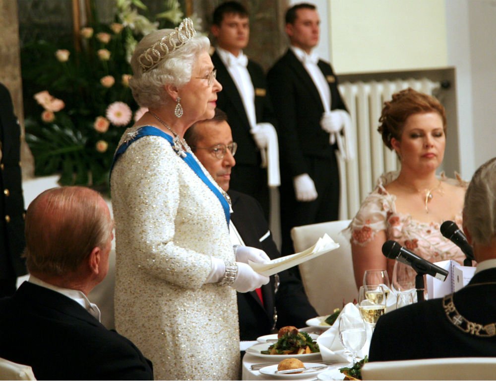 Златните правила на британската корона, които дори кралицата трябва да спазва