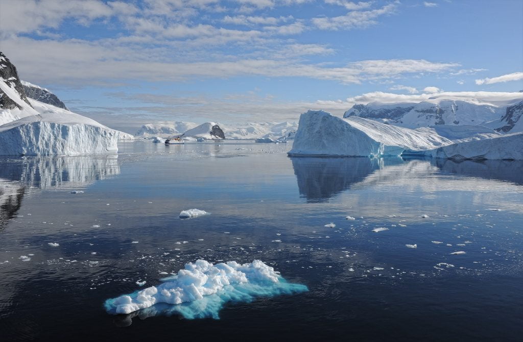 Антарктика - любопитни факти и загадки